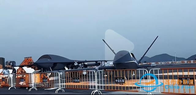 美媒：中国新型无人机现身珠海航展，或为歼-20“忠诚僚机”-7.jpg