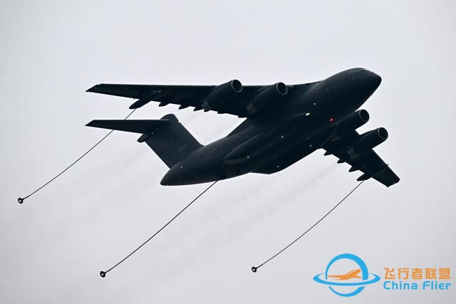 运油-20、歼-16、攻击-2无人机首次振翅中国航展-2.jpg