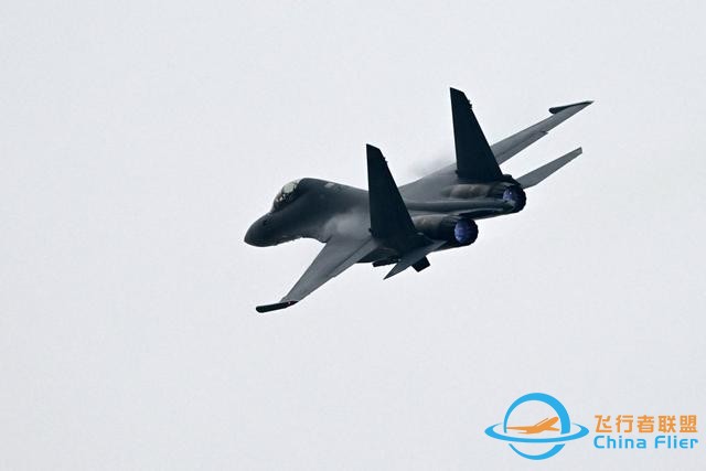 运油-20、歼-16、攻击-2无人机首次振翅中国航展-3.jpg