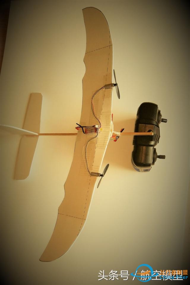 再来一发，制作一架简单的小飞机-5.jpg