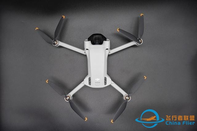 DJI Mini 3 Pro无人机评测：无损竖拍+三向避障+47分钟续航-14.jpg