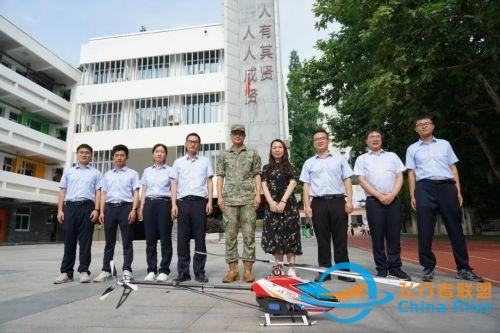 航空工业直升机所：军地所携手共推主题教育，点燃航空梦想！-11.jpg