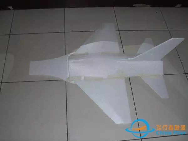 【航模】DIY F-16w7.jpg