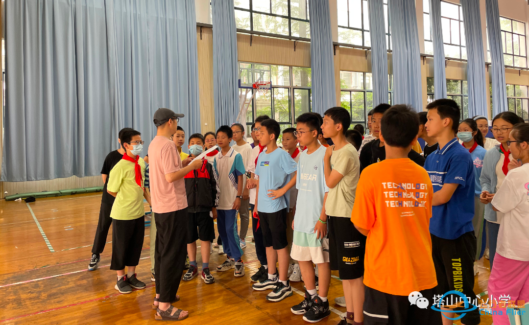 自制航模动手动脑    “双减”赋能筑梦未来——记绍兴市塔山中心小学童创节航模设计制作大赛w7.jpg