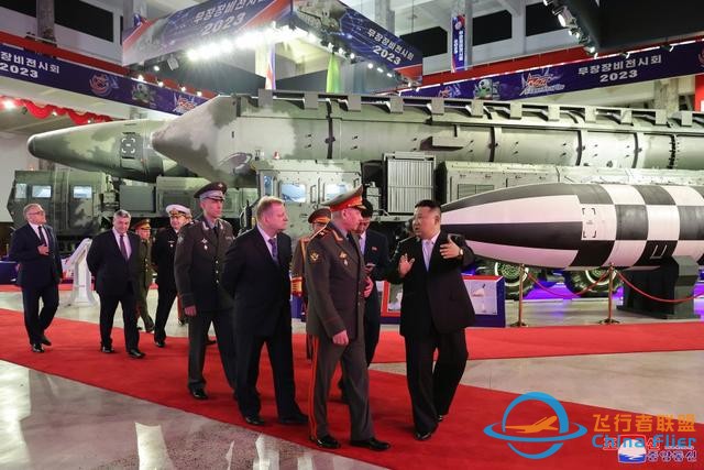 绍伊古参观朝鲜多型武器装备，大型无人机首次曝光-2.jpg