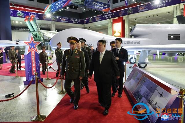 绍伊古参观朝鲜多型武器装备，大型无人机首次曝光-12.jpg
