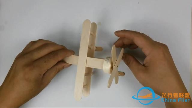 DIY螺旋桨飞机模型，难度1颗星，新手也能轻松学会（图解）-4.jpg