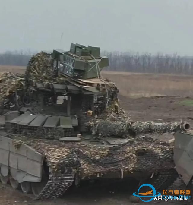俄军干扰系统井喷，坦克装甲车陆续装备，乌军100万FPV威胁将下降-5.jpg