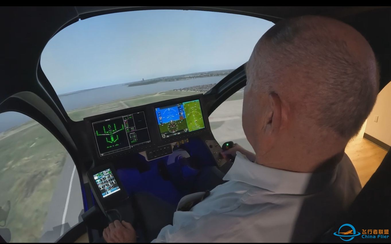 AOPA&#x27;s Tom Horne Flying the Joby eVTOL Simulator-1.jpg