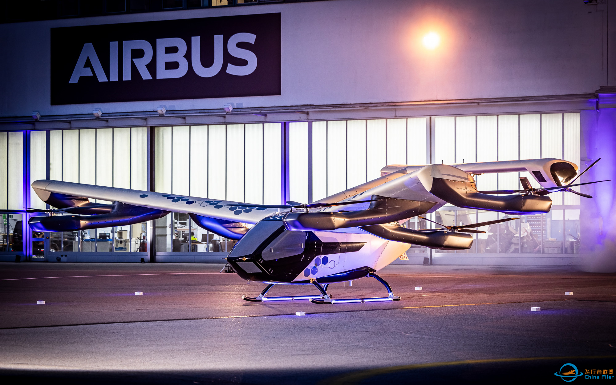 空客推出 CityAirbus NextGen eVTOL 全尺寸原型机，四座，2吨，翼展12米，航程80公里，采用八旋翼布局，尾翼上两个旋翼起推进作用-1.png