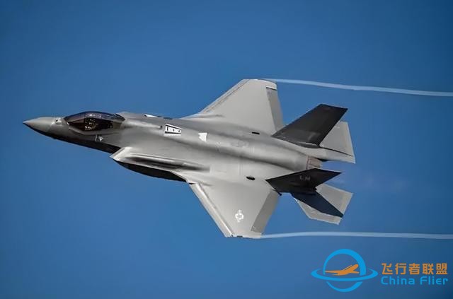 用中国吓唬美国，马斯克骂F-35是“狗屎”，空战无人机要来了？-2.jpg