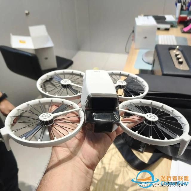 价值百万的提前开箱上手大疆新品DJI Flip折叠无人机-2.jpg