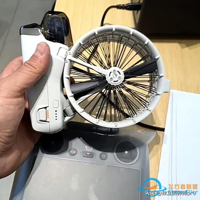 价值百万的提前开箱上手大疆新品DJI Flip折叠无人机-4.jpg