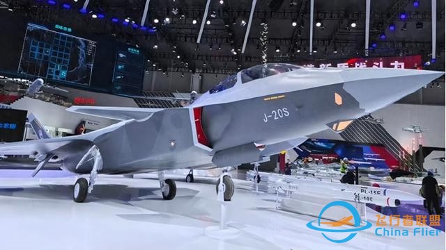 五代机中国也已领先？歼-20S开启无人机蜂群时代，F-35却跟不上？-1.jpg