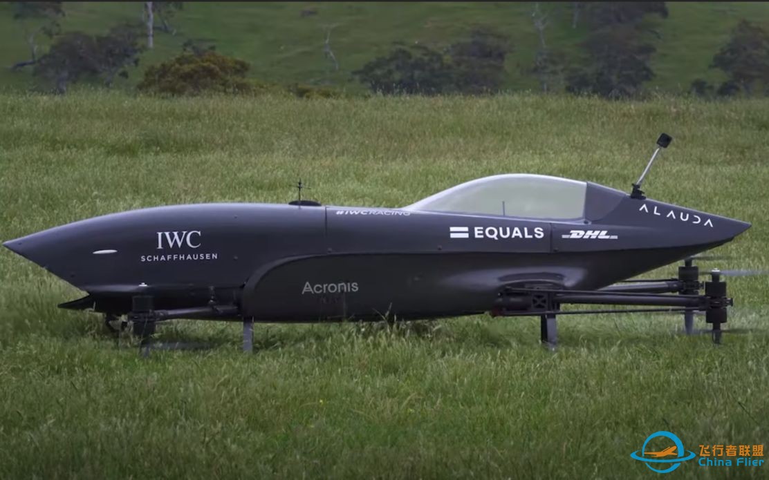 【搬运】来自法国的载人eVTOL 飞行汽车_ Airspeeder-1.jpg